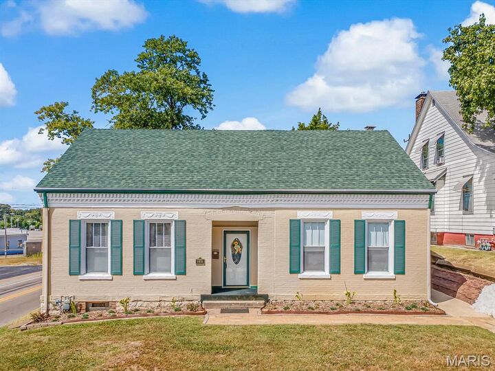 1031 S Charles Street  Belleville IL 62220 photo
