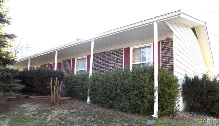Property Photo: 1306 Broadway Street MO 65401