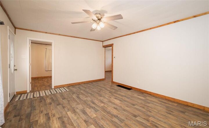 Property Photo: 7 N Warfel Street MO 65560