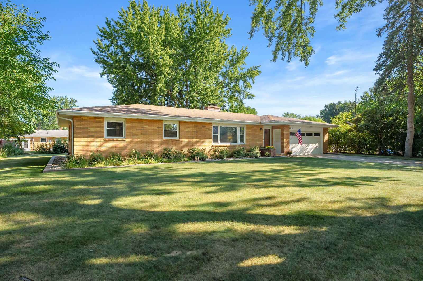 Property Photo:  985 Jean Ann Drive  MI 49085 