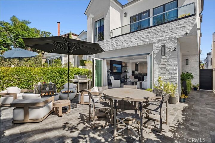 Property Photo:  712 Marguerite Avenue  CA 92625 