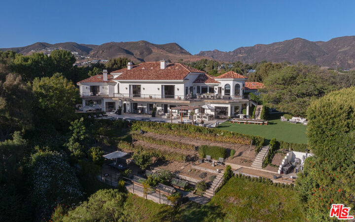Property Photo:  6110 Merritt Drive  CA 90265 