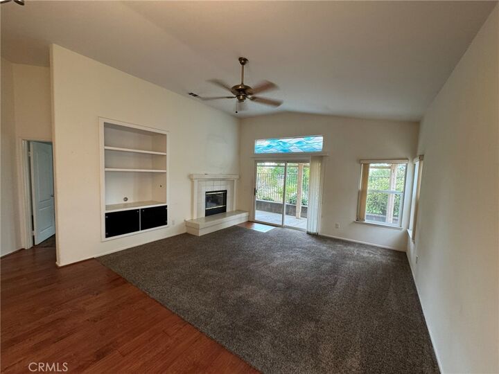 Property Photo: 40169 Via Marisa CA 92562