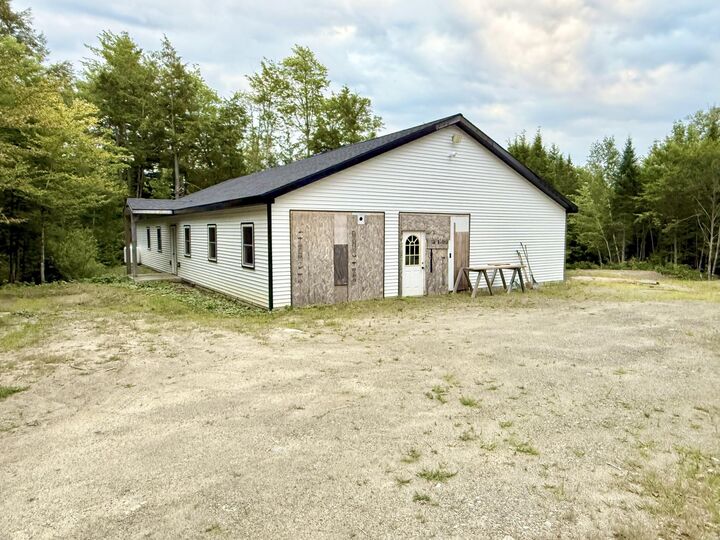 Property Photo:  253 White Point Estates Road  ME 04457 