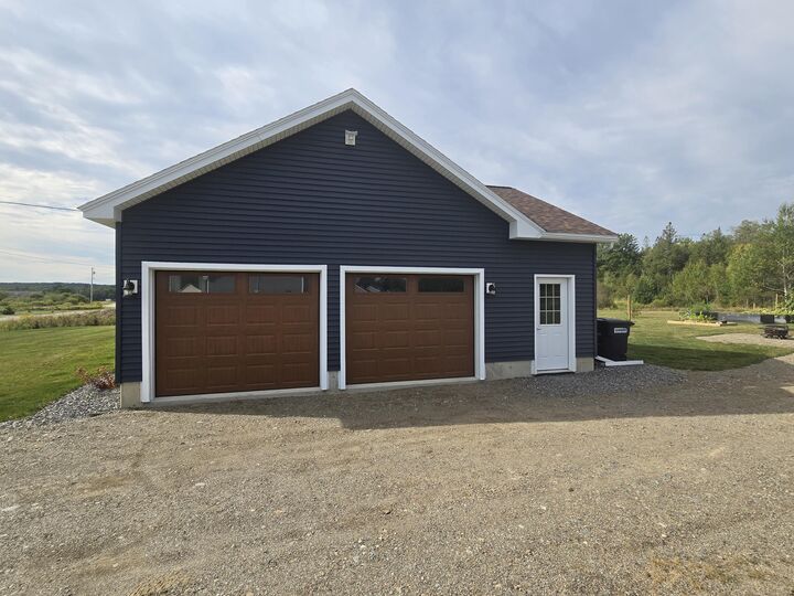 Property Photo: 36 Boxwood Lane ME 04401