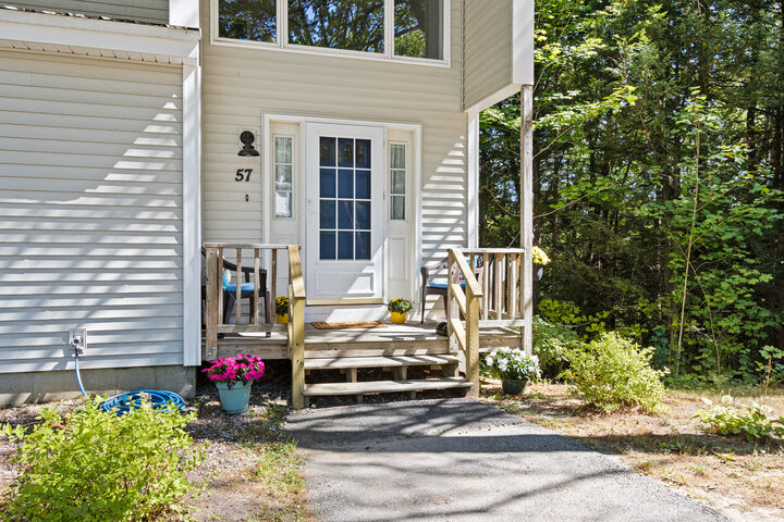 Property Photo:  57 Oaken Ridge 57  ME 04097 