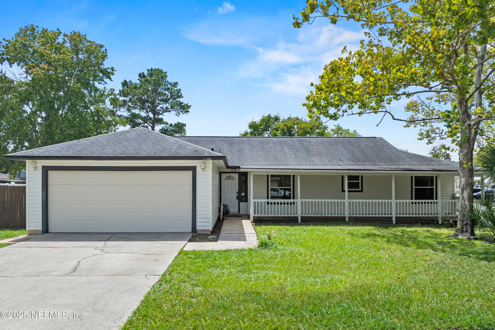 Property Photo: 10930 Grand Trunk Lane FL 32257