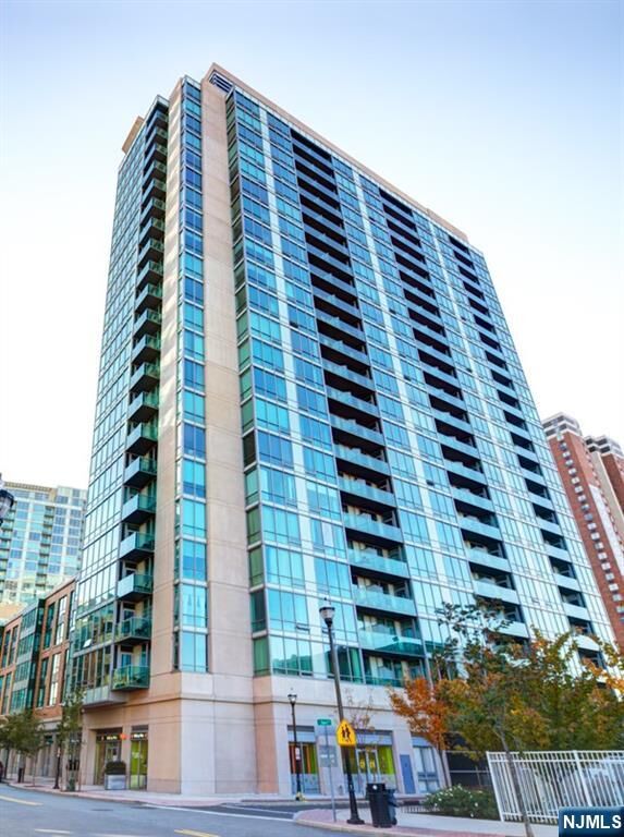 Property Photo:  1 Shore Lane 2511  NJ 07310 