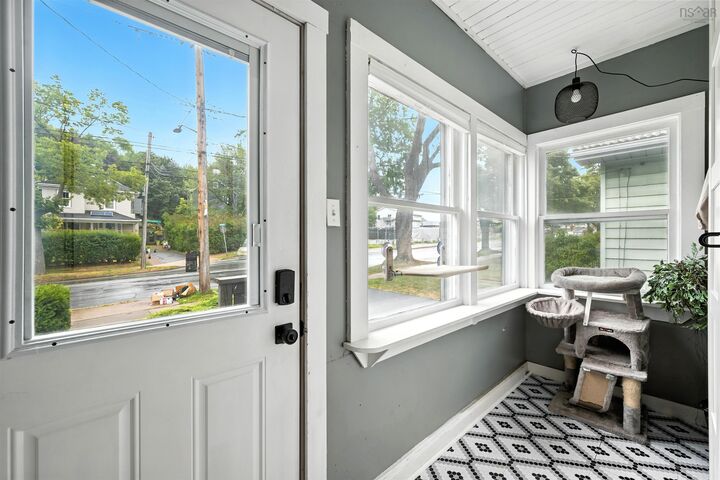 Property Photo: 184 Pleasant Street NS B2Y 3R1