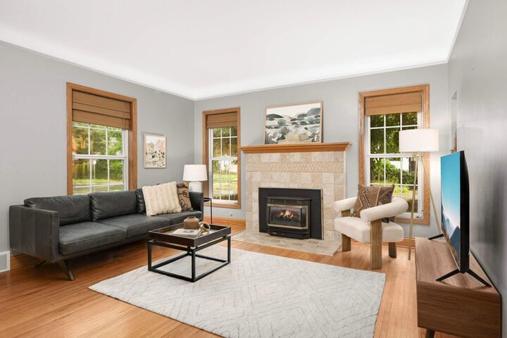 Property Photo: 5756 Pillsbury Avenue S MN 55419