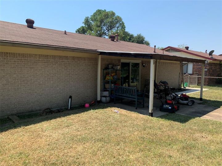 Property Photo:  14311 Seminole Street  TX 75180 