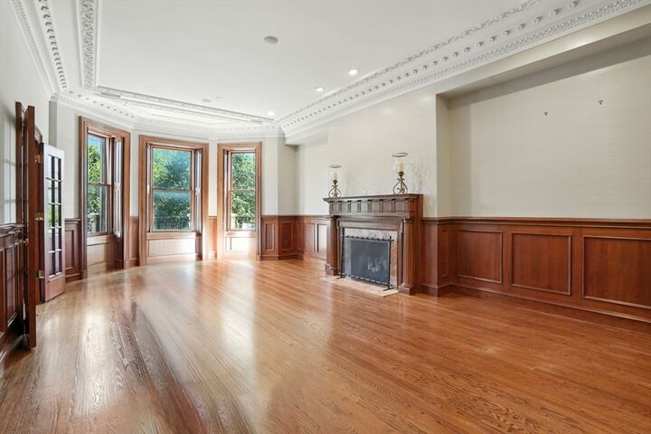 Property Photo:  63 Commonwealth Ave 3  MA 02116 