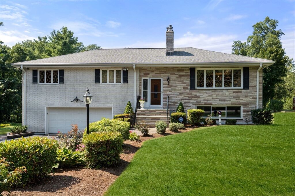 Property Photo: 15 Hobbs Brook Rd MA 02493