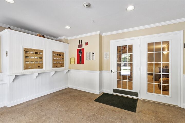 Property Photo:  5 Mission Rd 203  MA 01863 