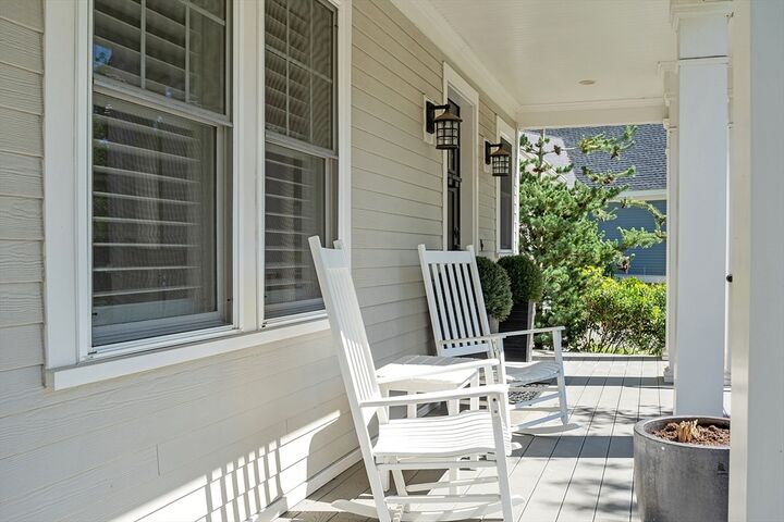 Property Photo:  9 Black Birch Ln 9  MA 01742 
