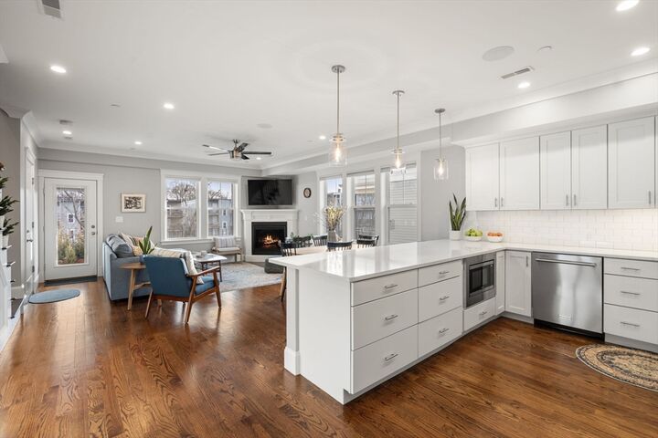 Property Photo:  77 Dix Street 6  MA 02122 