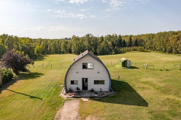 Photo de la propriété: 18 Morning Meadows Drive AB T4J 1R3
