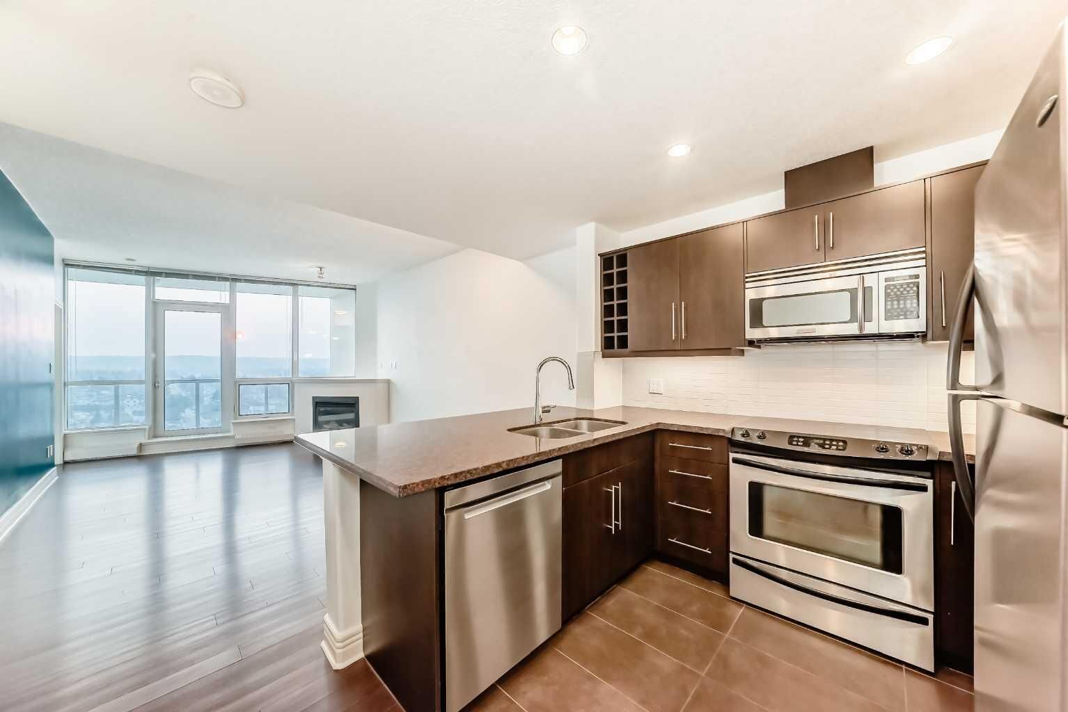 Property Photo:  55 Spruce Place SW 1606  AB T3C 3X5 