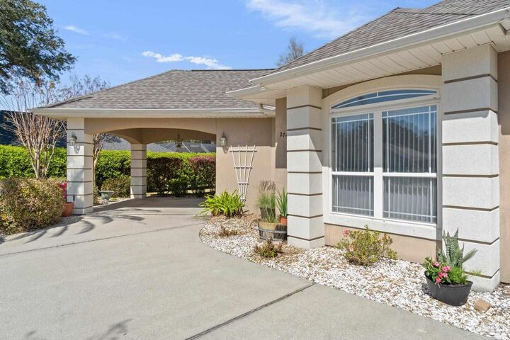 Property Photo: 2756 Muirfield Dr FL 32566