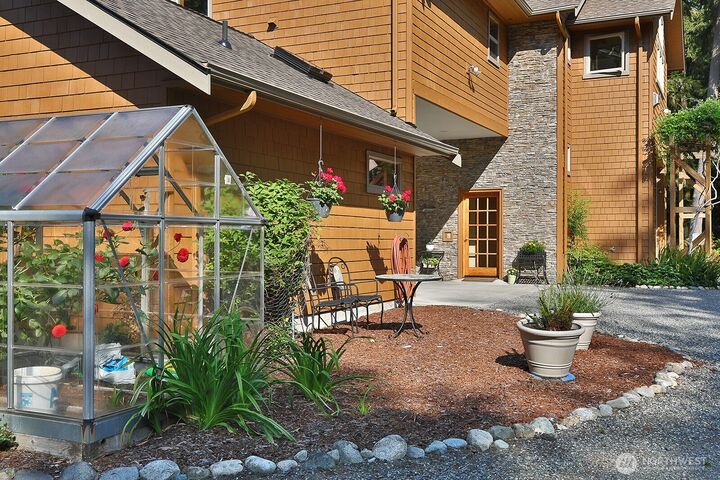 Property Photo: 381 Lake Hancock Drive WA 98239