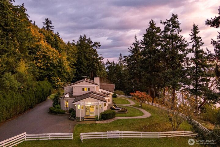 Property Photo: 4486 Villarreal Lane WA 98277