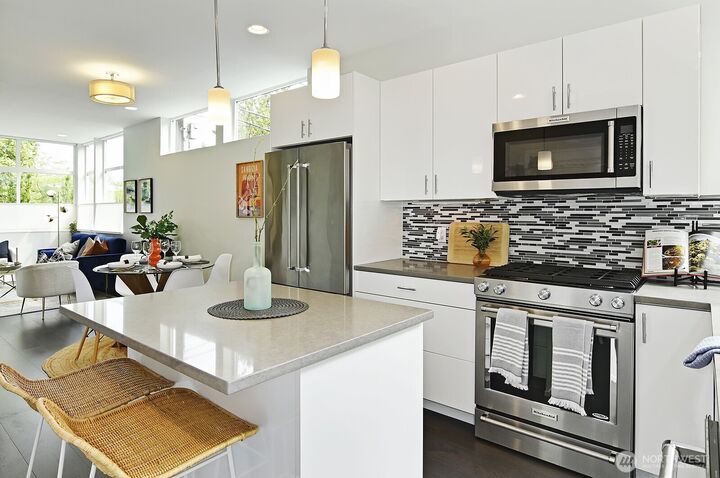 Property Photo:  1159 NE 55th Street  WA 98105 