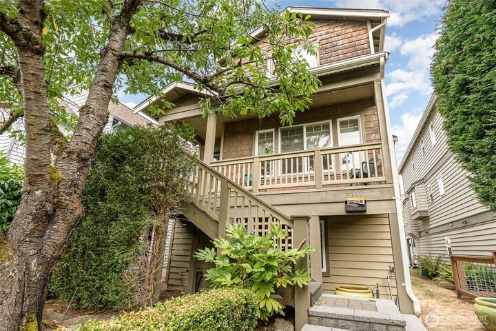 Property Photo: 2326 N 62nd Street WA 98103