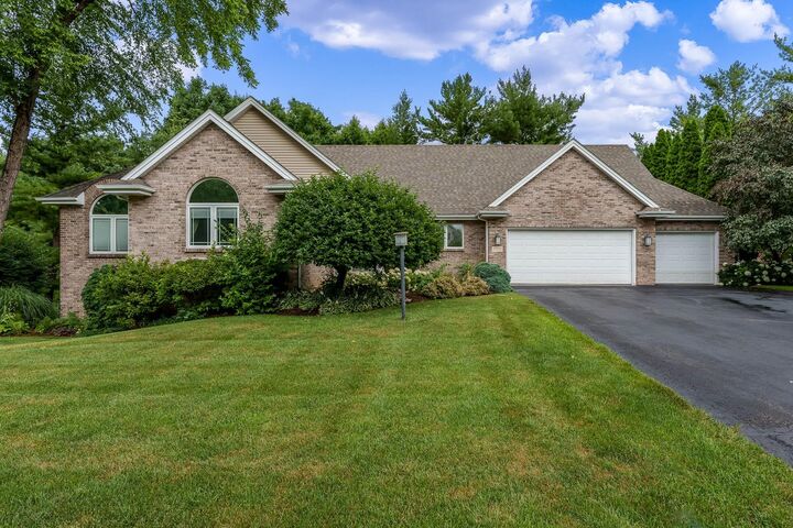 Property Photo:  5330 Parliament Place  IL 61107 
