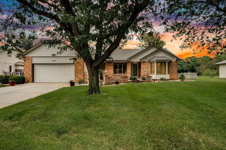 1736 N Amarado St  Wichita KS 67212 photo
