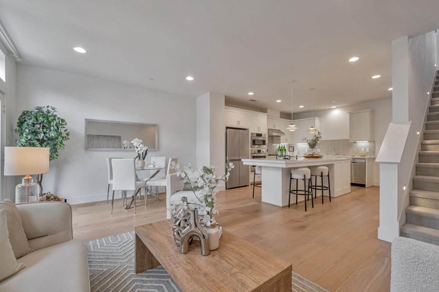 Property Photo:  39158 Declaration Street  CA 94538 