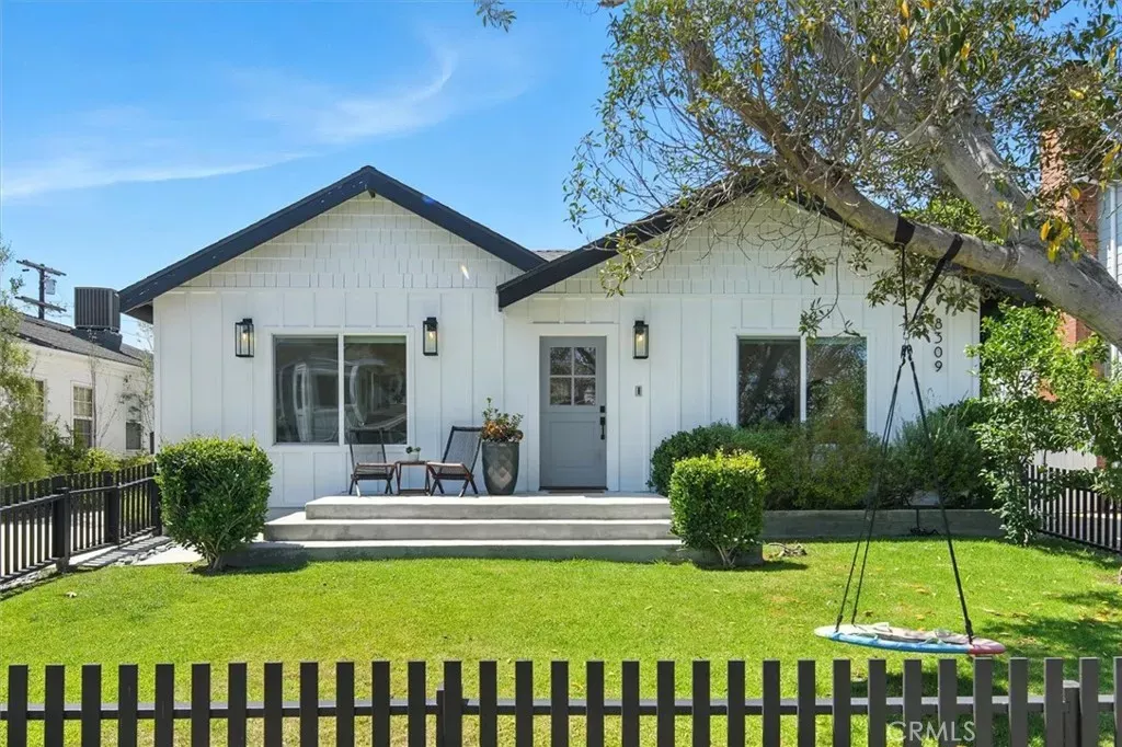 Property Photo: 8309 Westlawn Avenue CA 90045
