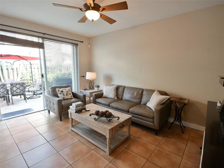 Property Photo: 7321 NW 174th Ter 106 FL 33015