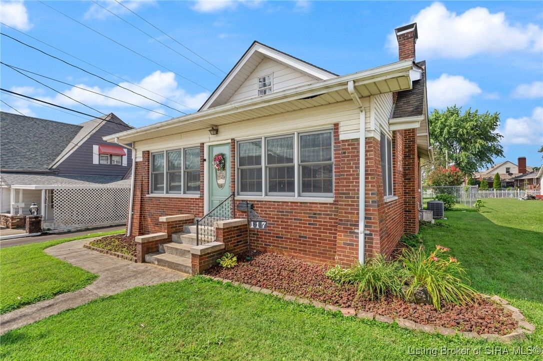 Property Photo: 117 Allhands Avenue IN 47172