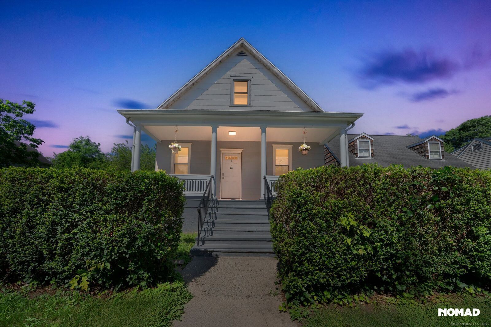 Property Photo:  28 Hollow Wood Lane  CT 06831 