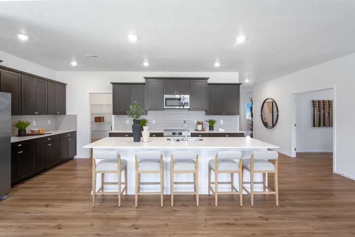 Property Photo:  16518 E 31st Ln  WA 99037 