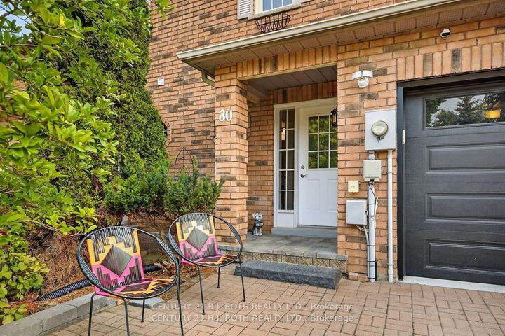 Property Photo:  80 Bruce Crescent  ON L4N 8T8 