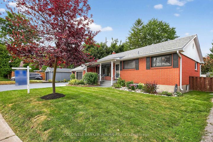 Property Photo:  2 Lionel Stone Avenue E  ON L0G 1W0 
