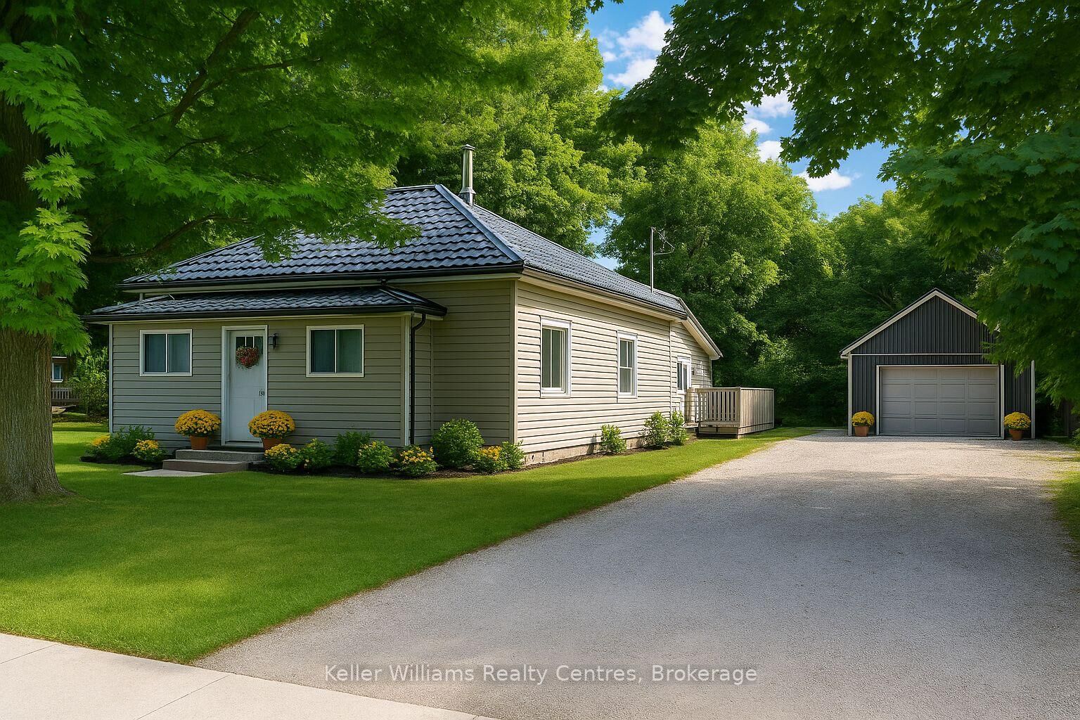 Property Photo: 31 Yonge Street S ON N0H 2N0