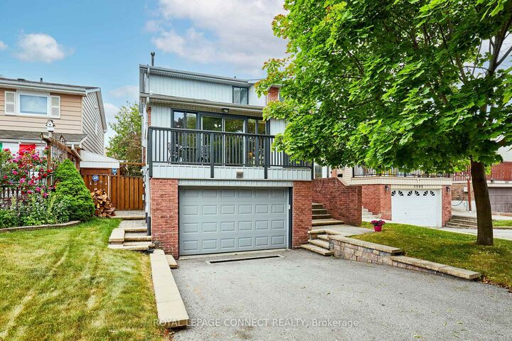 1583 Alwin Circle  Pickering ON L1V 2W1 photo