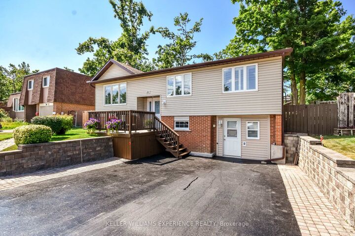 Property Photo: 80 Cundles Road E ON L4M 2Z7