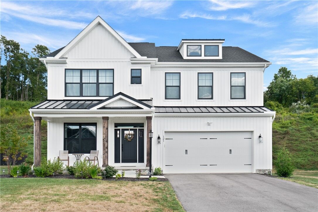 Property Photo:  121 Maggie Dr  PA 15330 