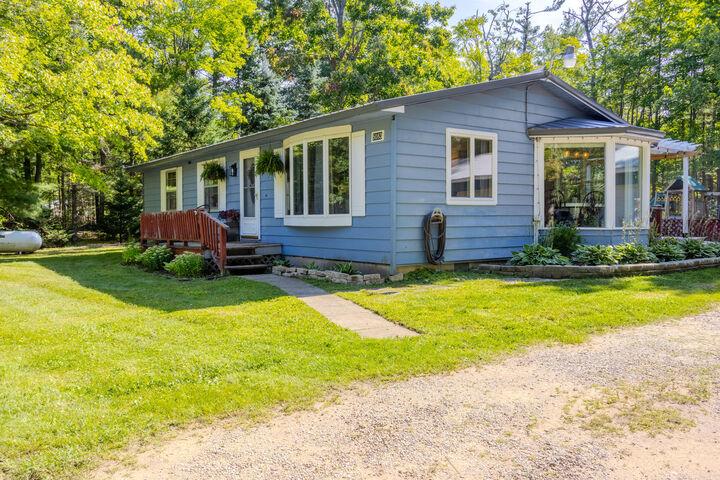 5083 Seneca Trail  Gaylord MI 49735 photo