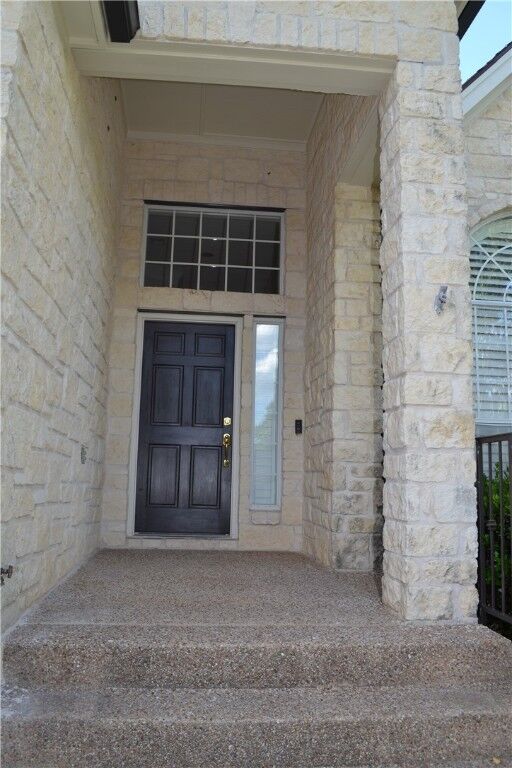 Property Photo: 5904 Cane Pace TX 78746