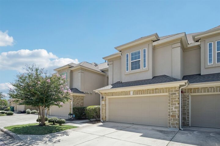 Property Photo:  1101 E Parmer Lane 331  TX 78753 