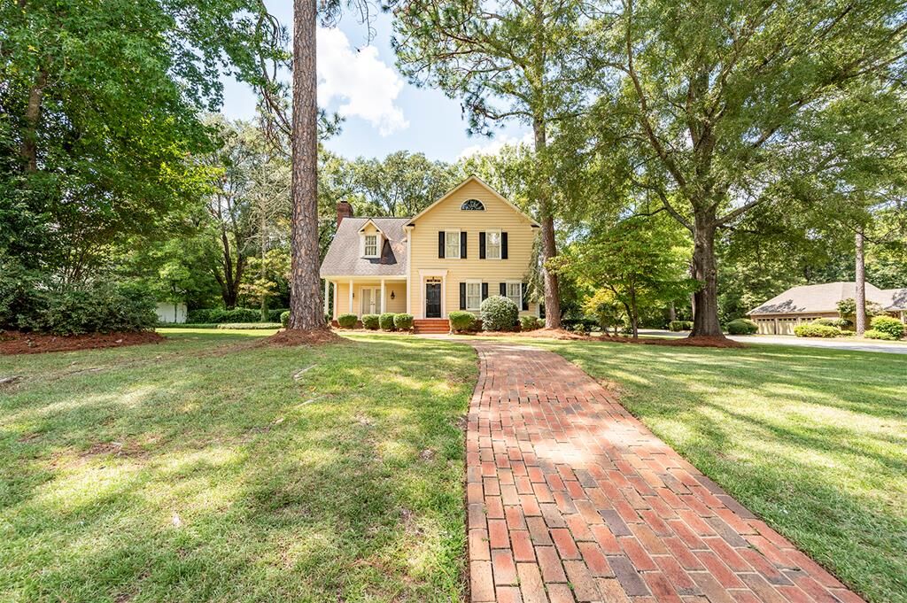 Property Photo:  2011 Cumberland Lane  GA 31721 