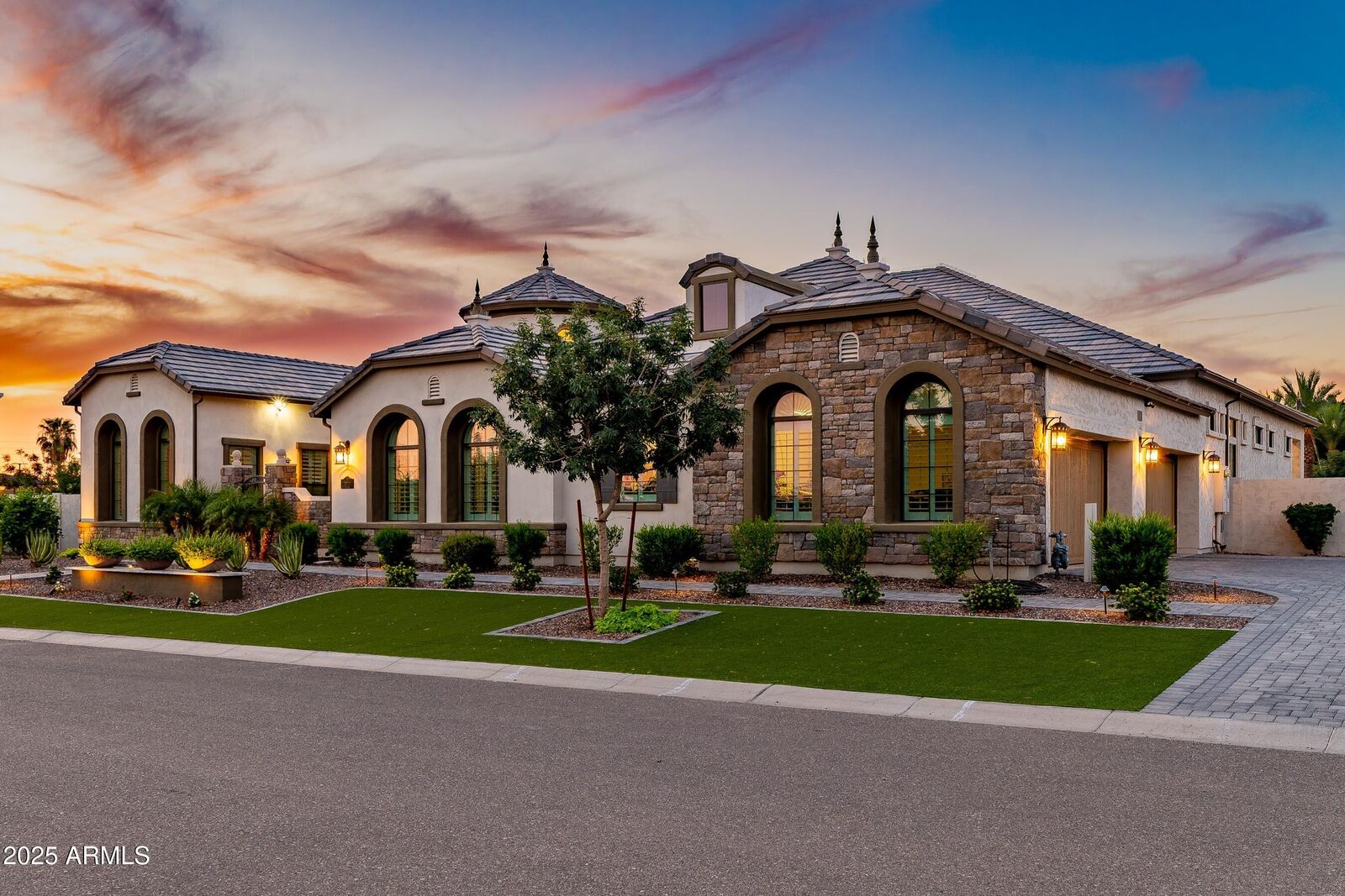 Property Photo: 3710 E Julep Street AZ 85205