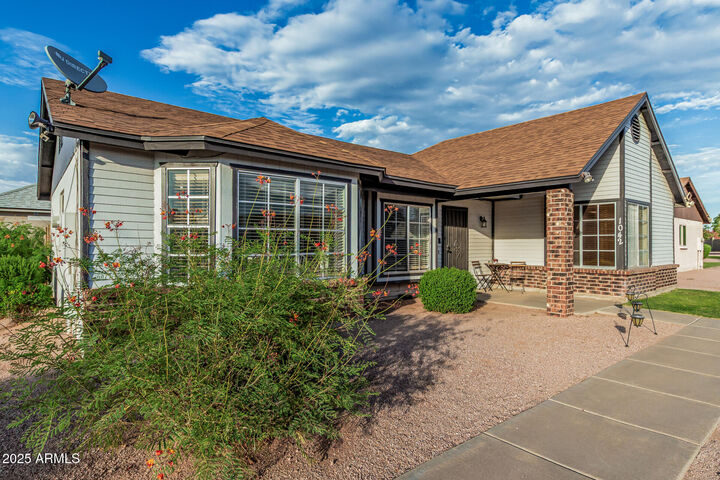 Property Photo: 1055 N Recker Road 1042 AZ 85205