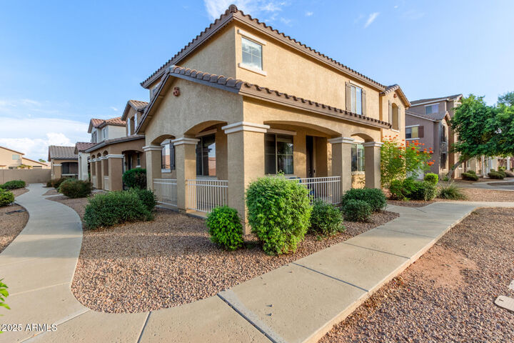 Property Photo: 573 S Buena Vista Court AZ 85296