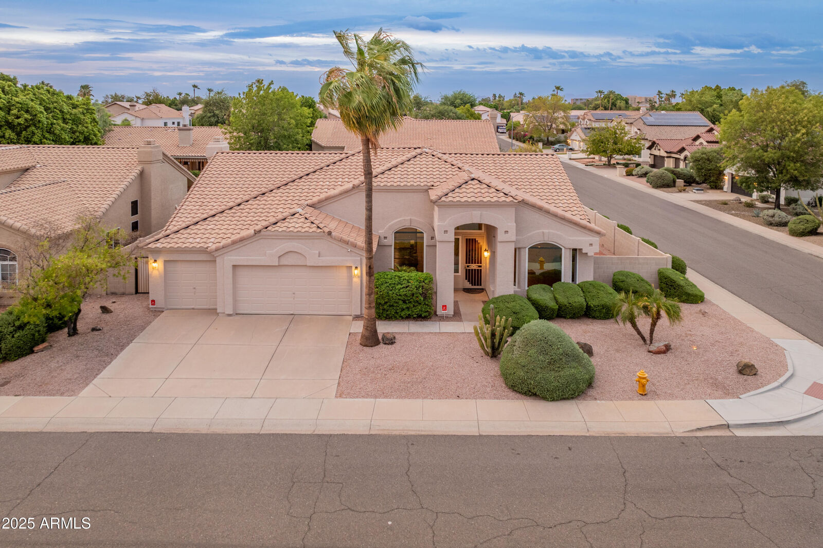 Property Photo: 5450 E Helena Drive AZ 85254