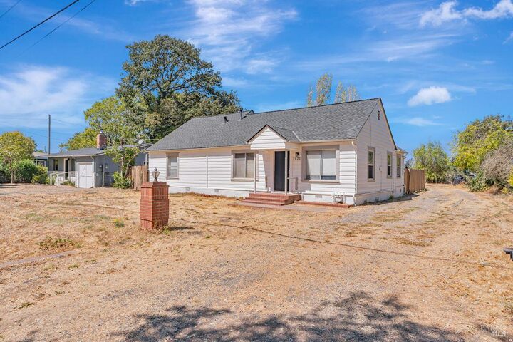 1021 1027 Butler Avenue  Santa Rosa CA 95407 photo